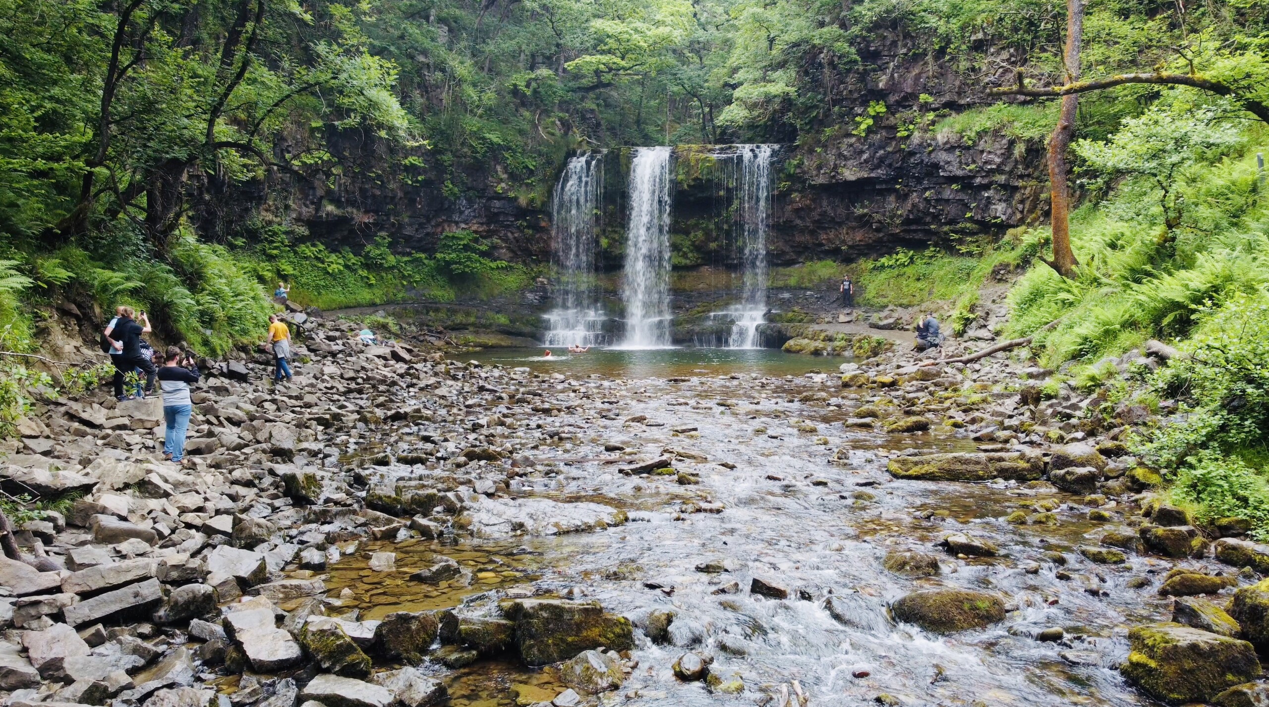 Sgwd yr Eira Waterfall Sgwd yr Eira Waterfall