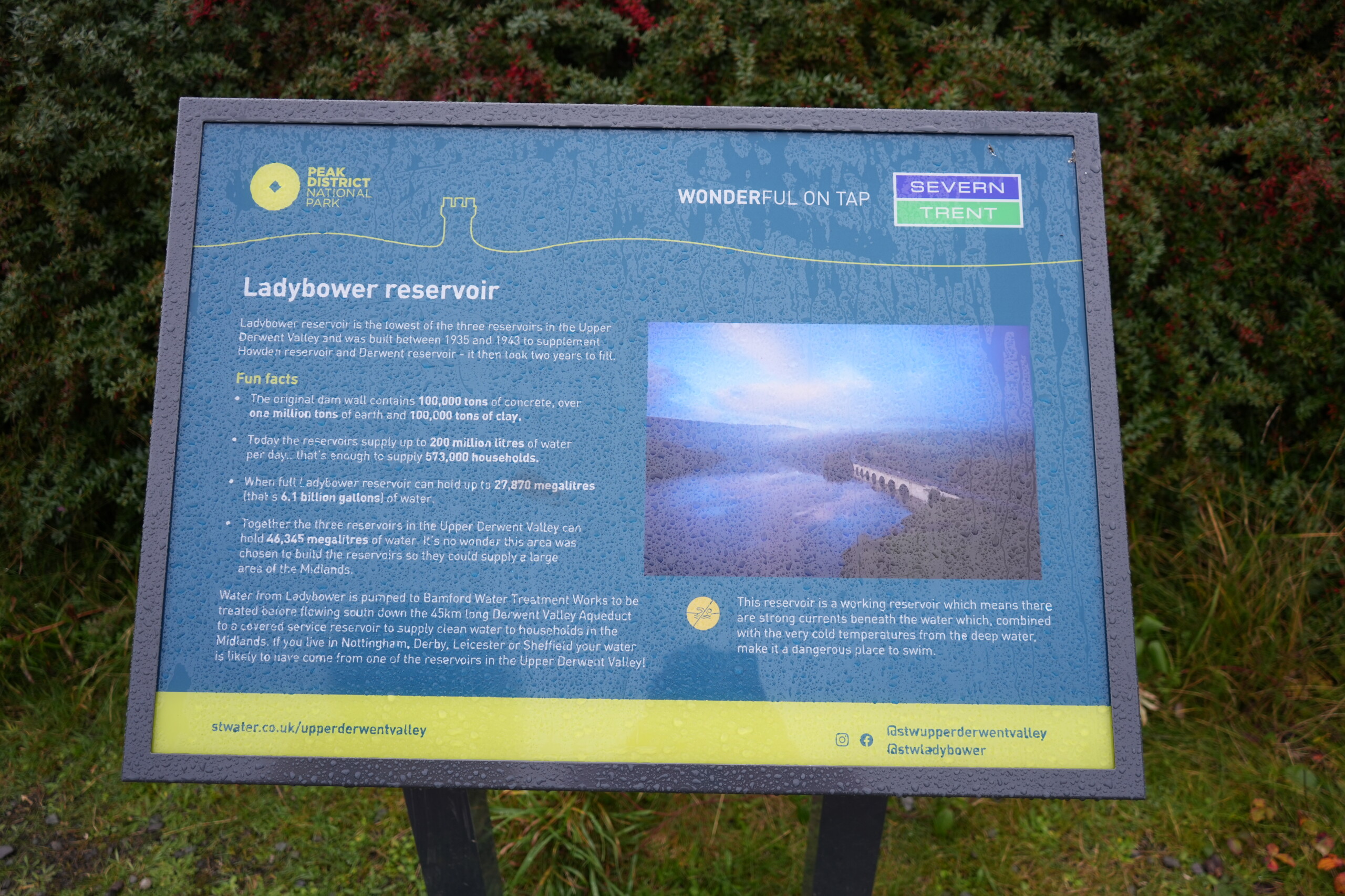 Seven_Trent_Sign_Ladybower_Reservoir Signage for Seven Trent at Ladybower Reservoir