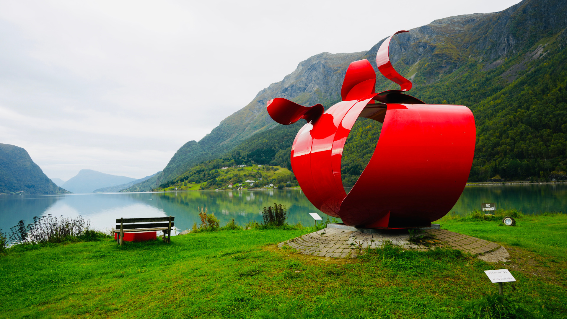 Skjolden_Sculpture Skjolden Sculpture, Dirona Around the World by Kati Cassidi